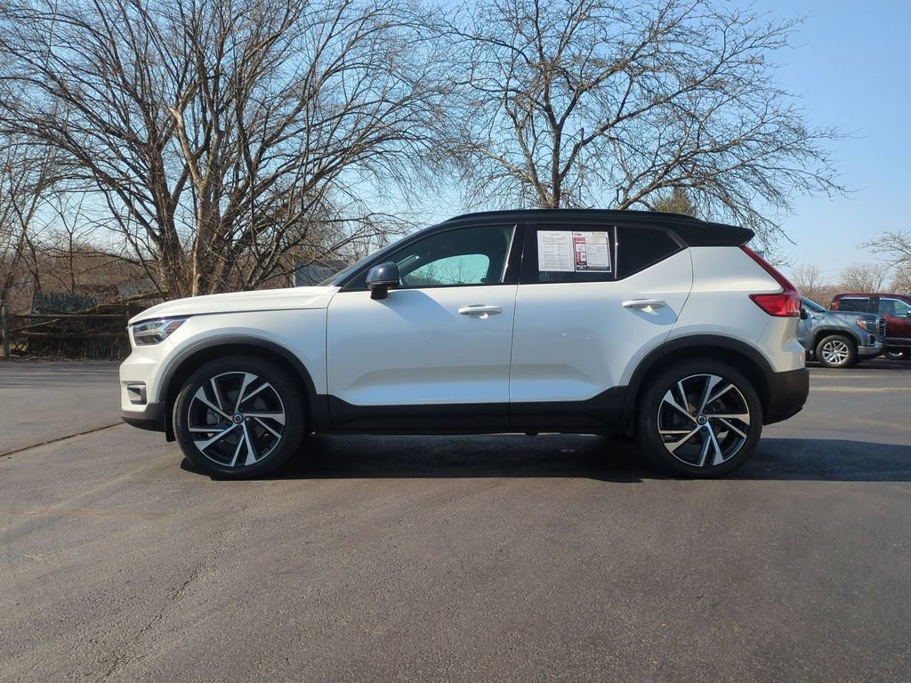 Used 2021 Volvo XC40 T5 R-Design AWD/4WD image 8