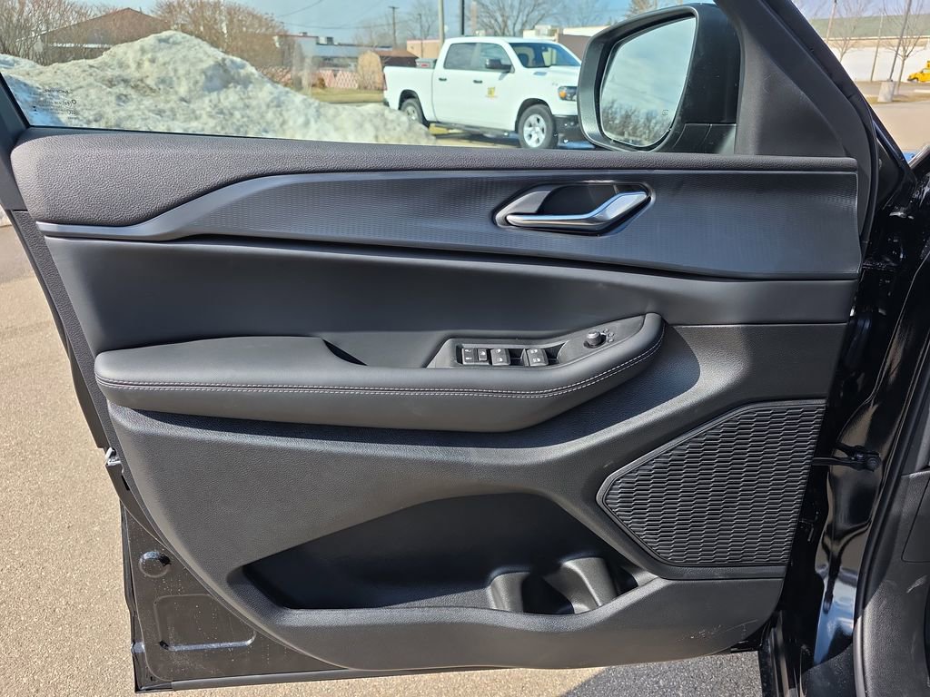 New 2026 Jeep Grand Cherokee Laredo X image 26