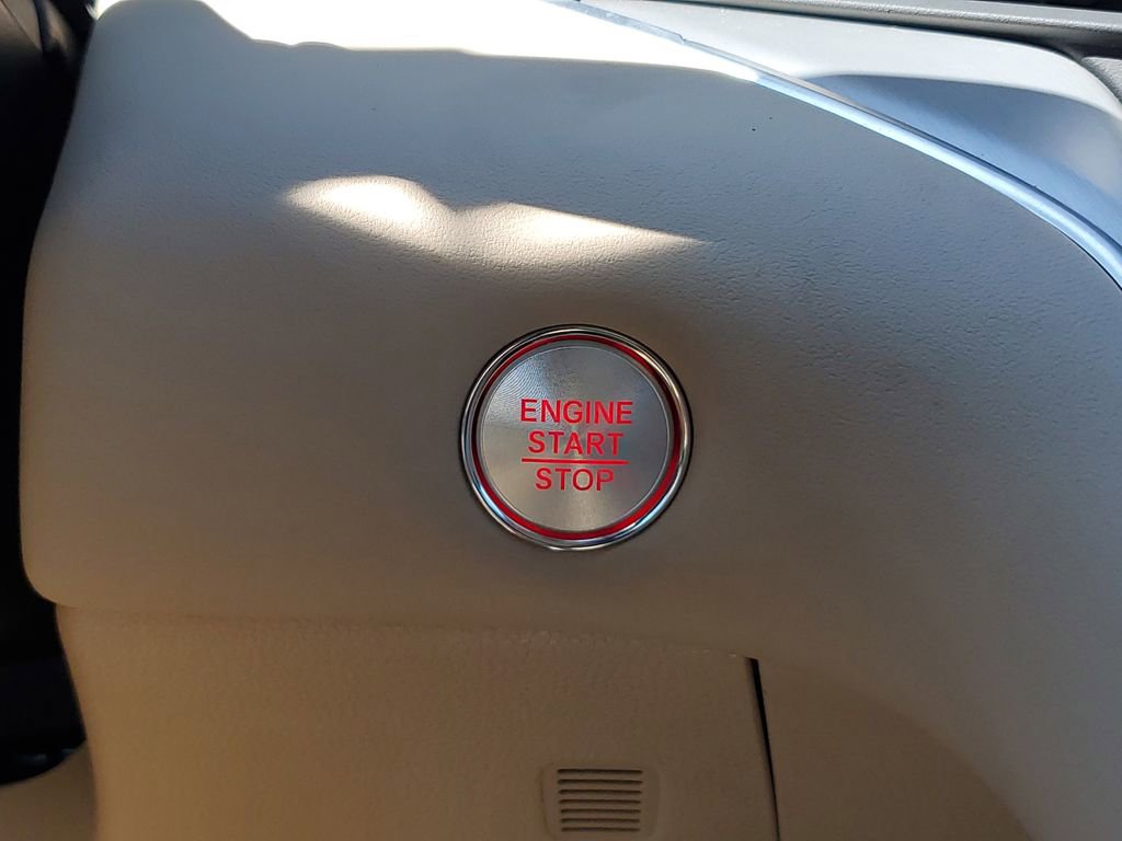 Certified 2025 Acura TLX w/ Technology Package image 28