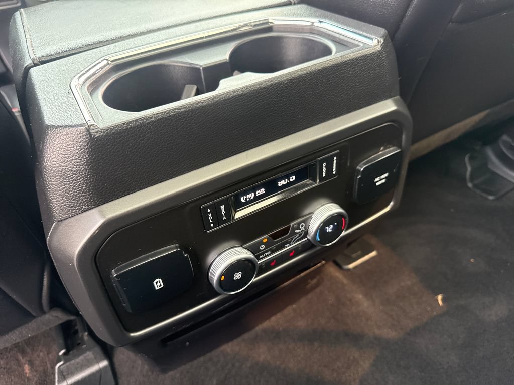 Used 2019 Ford Expedition Limited w/ Equipment Group 301A RWD image 30