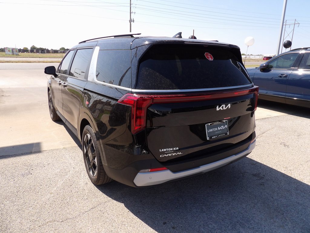 New 2026 Kia Carnival EX image 9