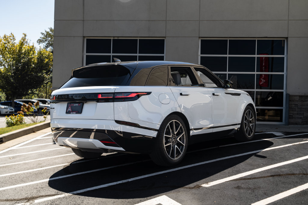 Used 2026 Land Rover Range Rover Velar Dynamic SE AWD/4WD image 10