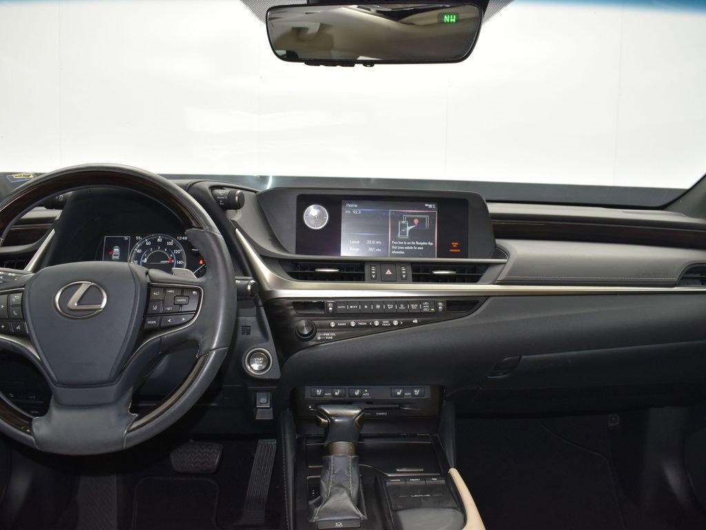 Used 2019 Lexus ES 350 image 19