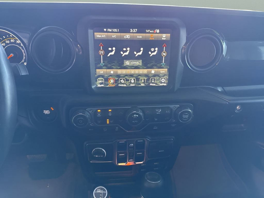 Used 2023 Jeep Wrangler Altitude image 12