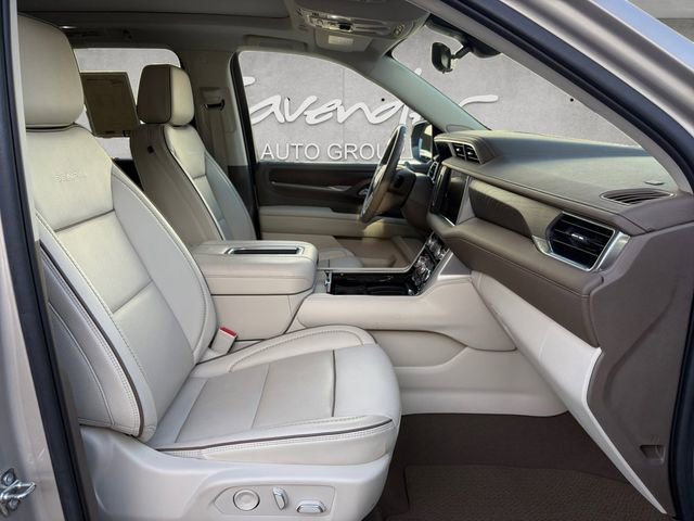 Certified 2022 GMC Yukon XL Denali w/ Denali Premium Package RWD image 24