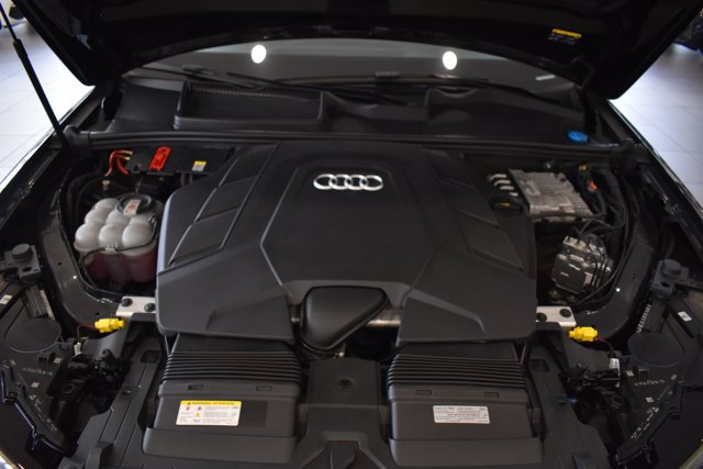 Used 2023 Audi Q7 3.0T Premium Plus AWD/4WD image 29