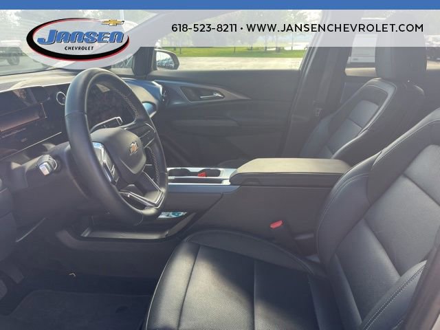 Used 2025 Chevrolet Equinox EV LT w/ Convenience Package FWD image 9