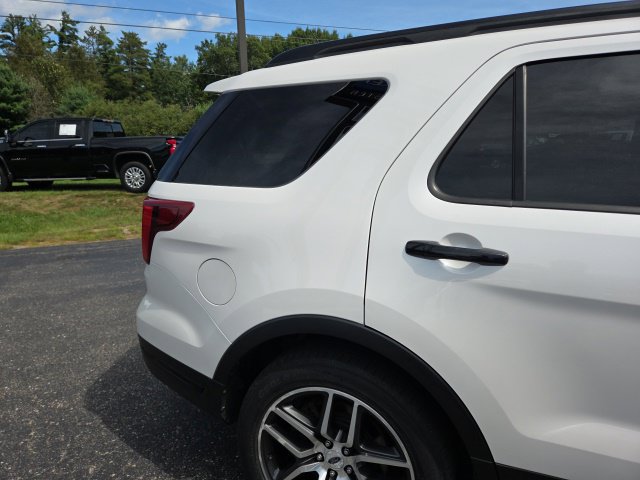 Used 2018 Ford Explorer Sport AWD/4WD image 36