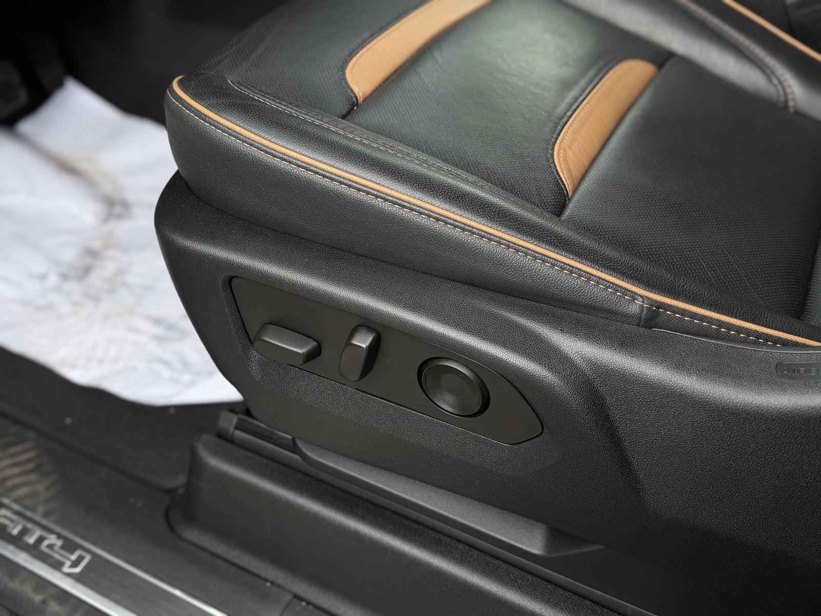 Certified 2023 GMC Yukon XL AT4 w/ AT4 Premium Package AWD/4WD image 13