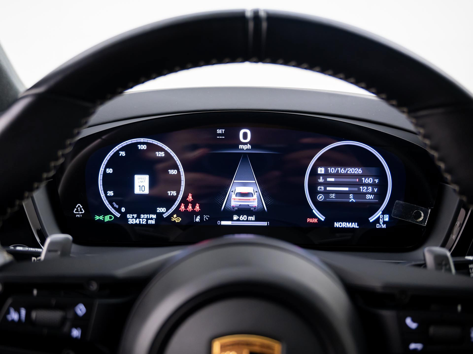 Certified 2025 Porsche Cayenne GTS AWD/4WD image 21