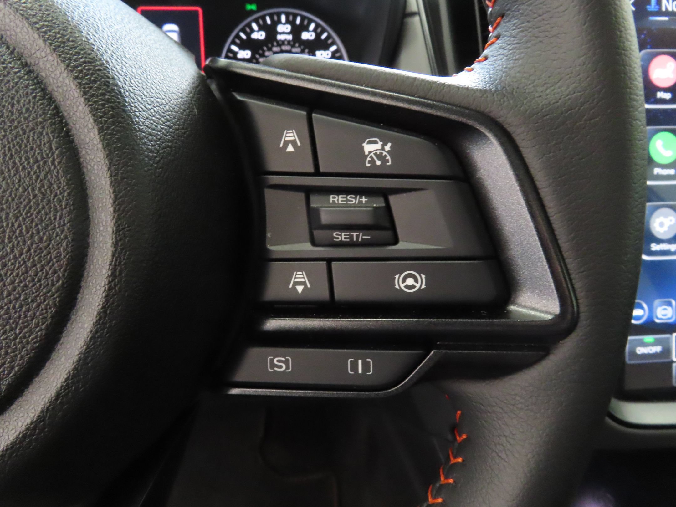 Used 2025 Subaru Crosstrek 2.5i Limited AWD/4WD image 14