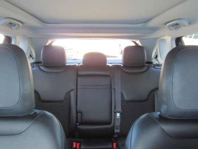 Used 2018 Jeep Compass Latitude w/ Popular Equipment Group image 32