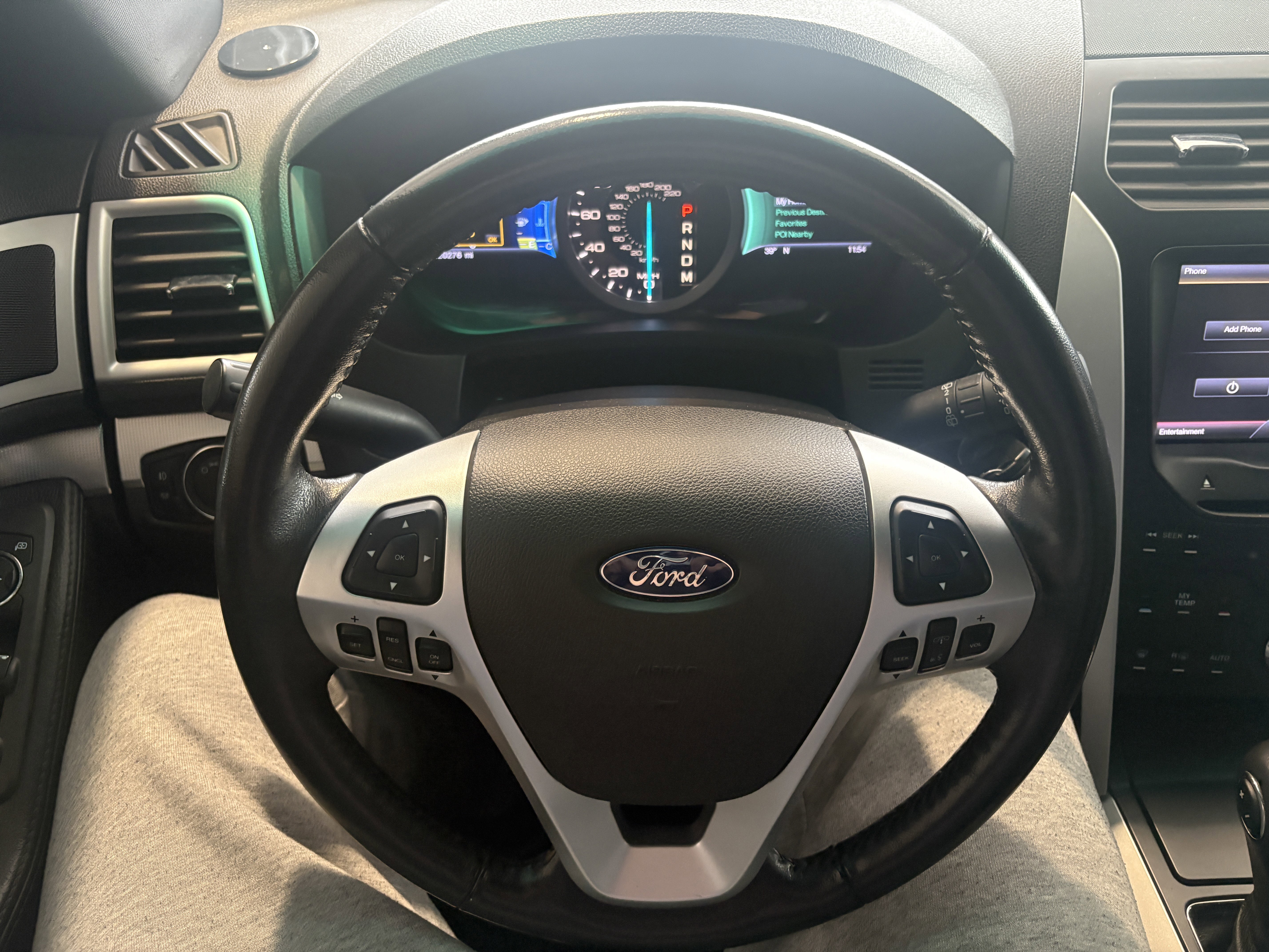 Used 2013 Ford Explorer XLT image 8