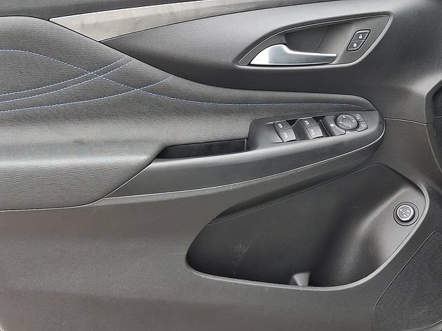 Used 2024 Buick Envista Sport Touring w/ Convenience I Package FWD image 14