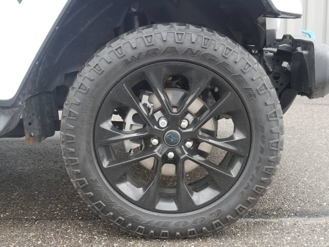 Used 2024 Jeep Wrangler Unlimited Sahara AWD/4WD image 10