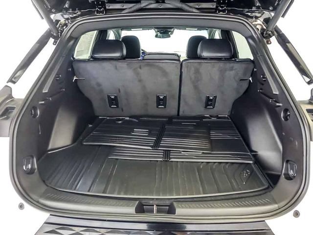 Used 2024 Chevrolet Equinox EV RS FWD image 28