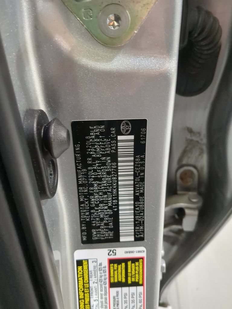 Used 2019 Toyota Camry SE FWD image 16