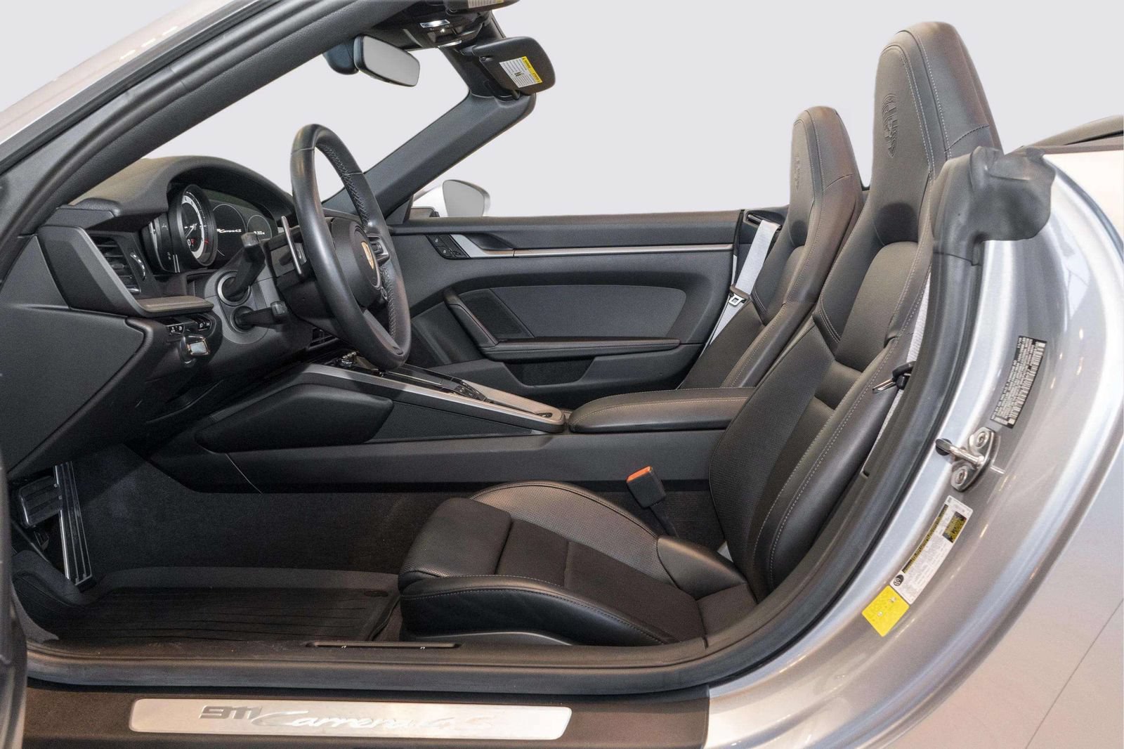 Used 2020 Porsche 911 Carrera 4S AWD/4WD image 19