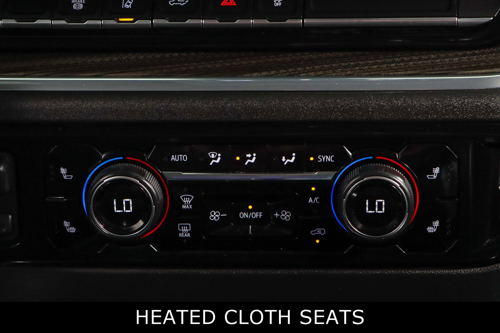 Used 2024 Chevrolet Silverado 3500 LT w/ Convenience Package image 21