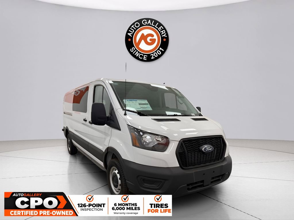 Used 2024 Ford Transit 150 Low Roof RWD image 1
