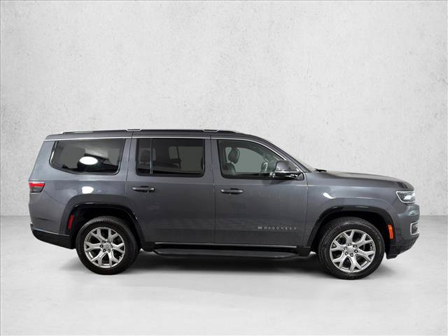 Used 2022 Jeep Wagoneer Series II AWD/4WD image 3