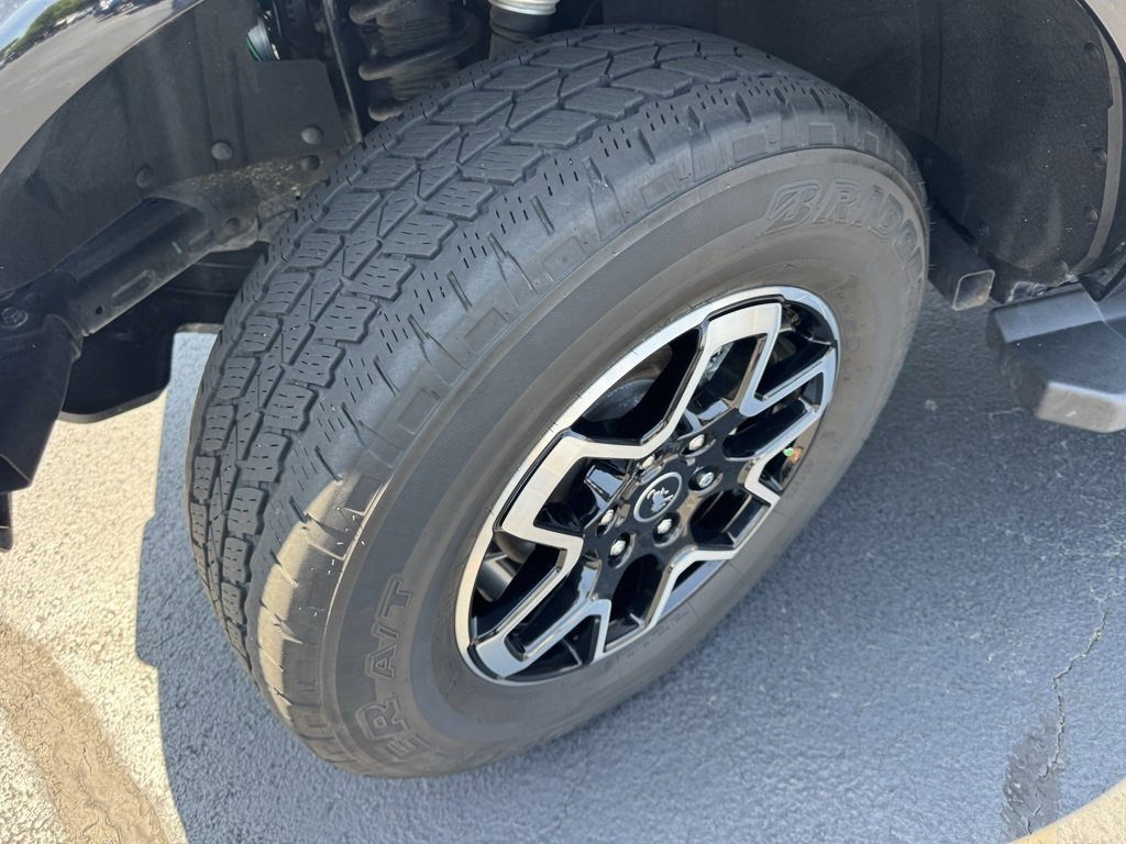 Used 2023 Ford Bronco Outer Banks image 12