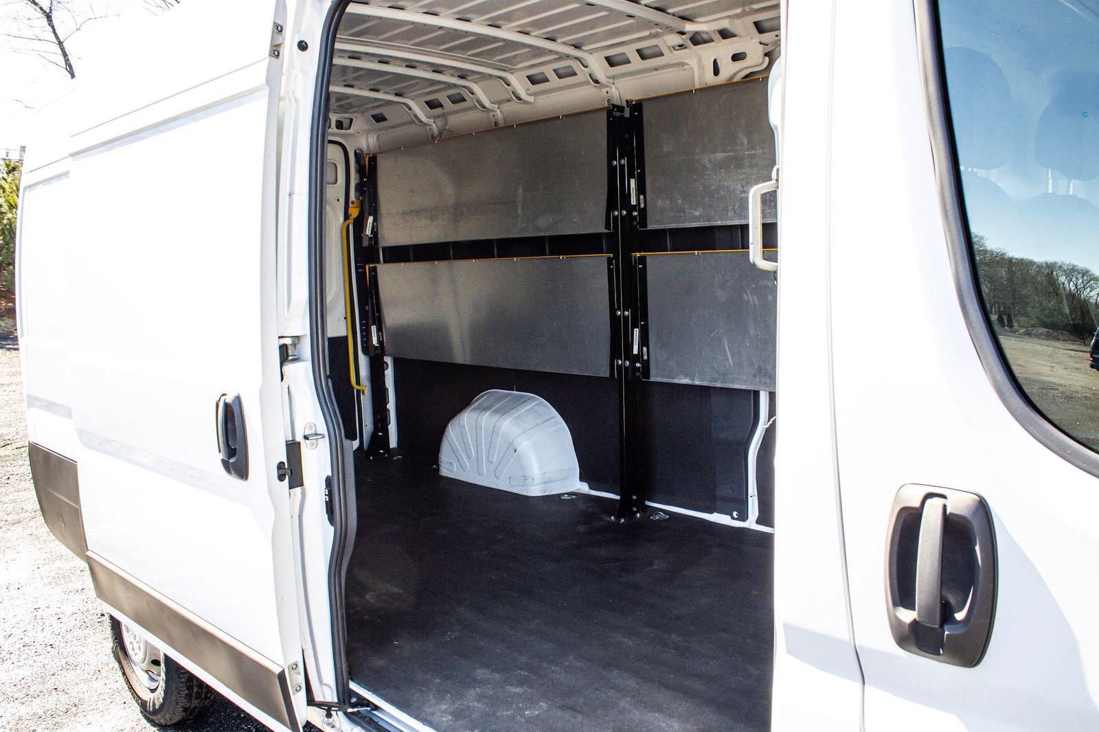 Used 2022 RAM ProMaster 3500 w/ Convenience Group image 17