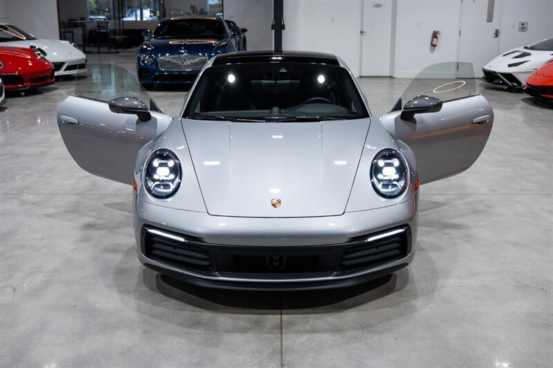Used 2024 Porsche 911 Carrera T RWD image 36