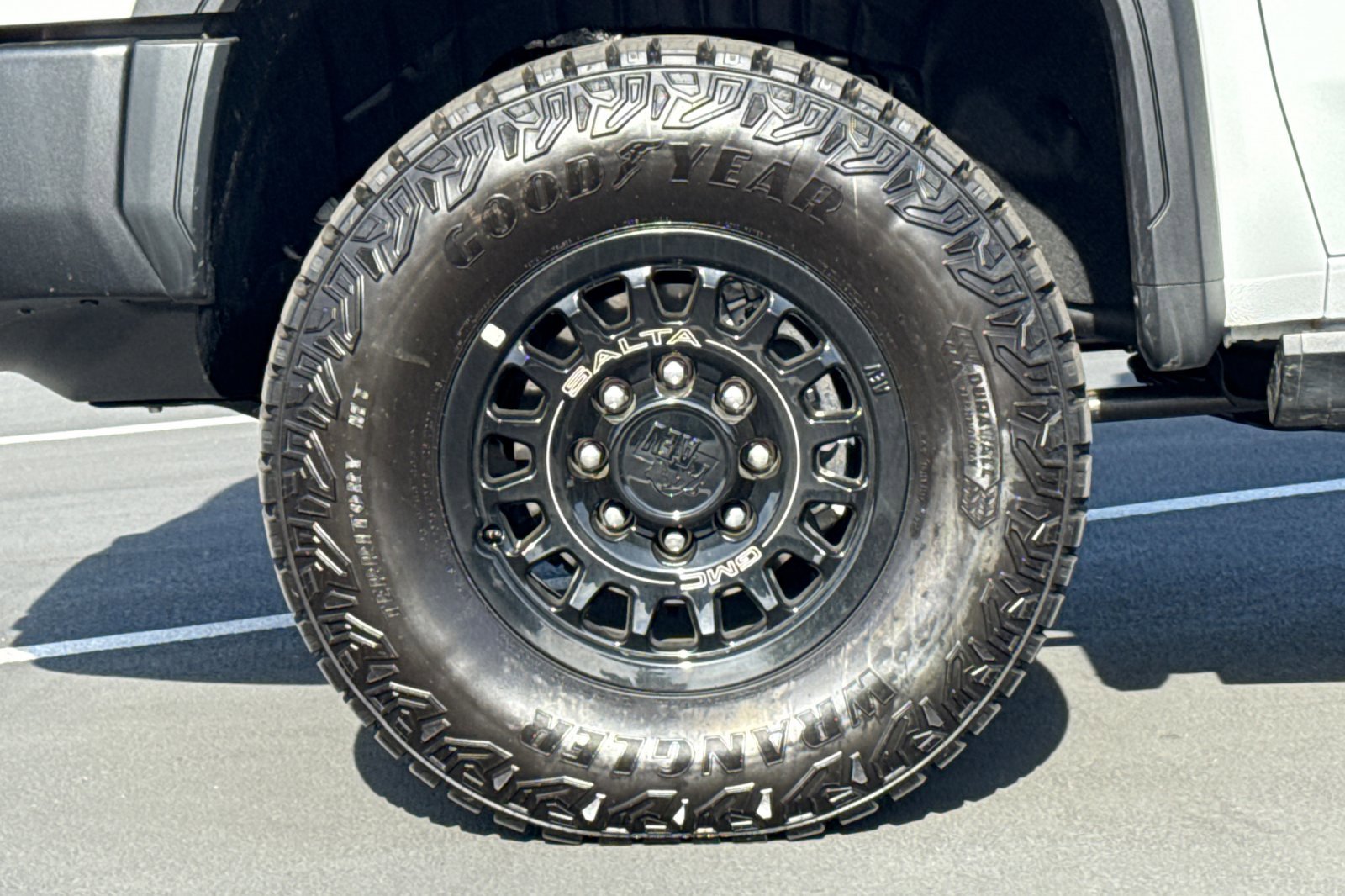 New 2026 GMC Sierra 2500 AT4X w/ AT4X AEV Edition image 26