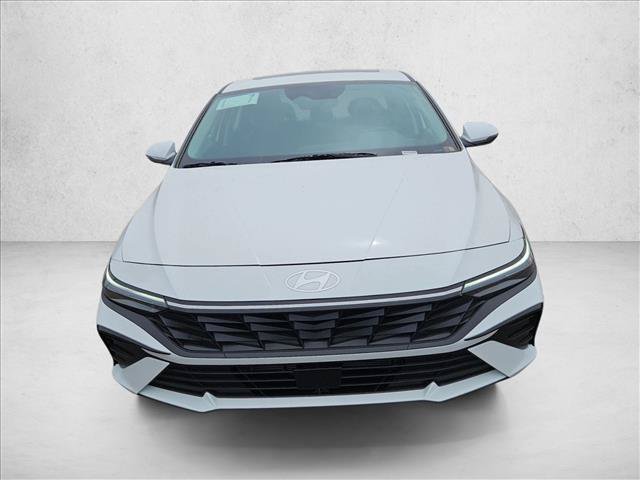 New 2026 Hyundai Elantra Limited FWD image 6
