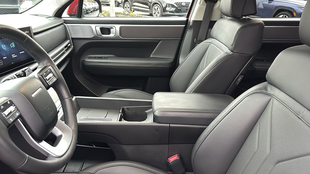 Used 2025 Hyundai Santa Fe SEL image 24