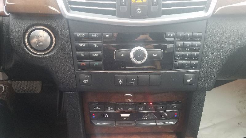 Used 2010 Mercedes-Benz E 350 4MATIC Sedan image 9