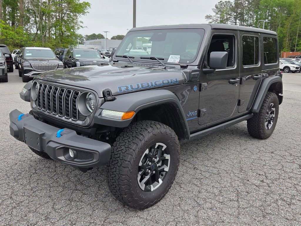 Used 2025 Jeep Wrangler Unlimited Rubicon 4xe image 3