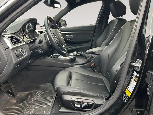 Used 2018 BMW 330i xDrive Sedan AWD/4WD image 9