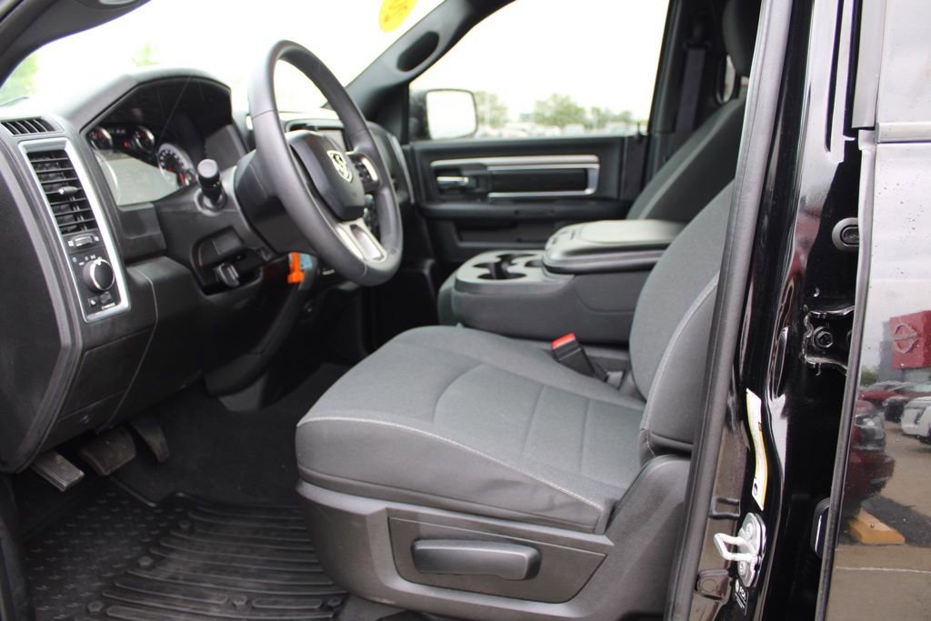 Used 2021 RAM 1500 Classic Warlock w/ Electronics Group AWD/4WD image 15