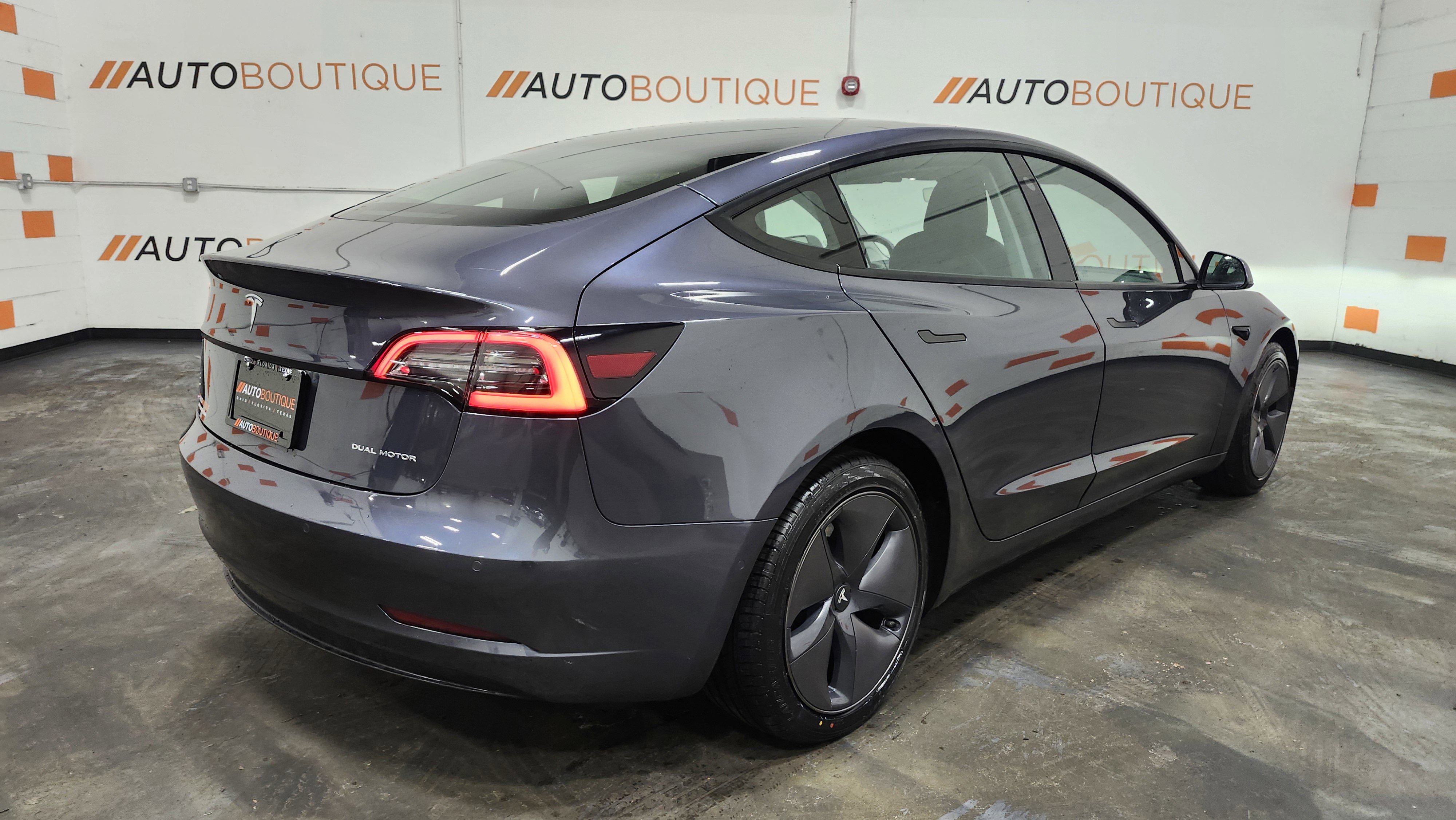 Used 2021 Tesla Model 3 Long Range image 16