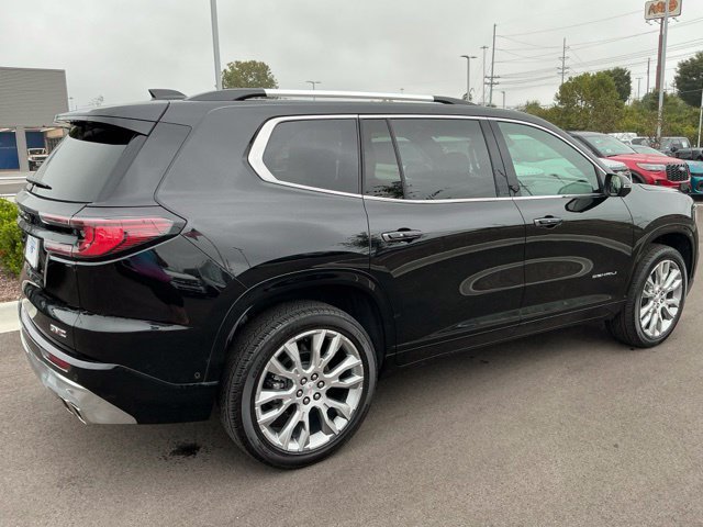 Used 2025 GMC Acadia Denali w/ Super Cruise Package FWD image 10