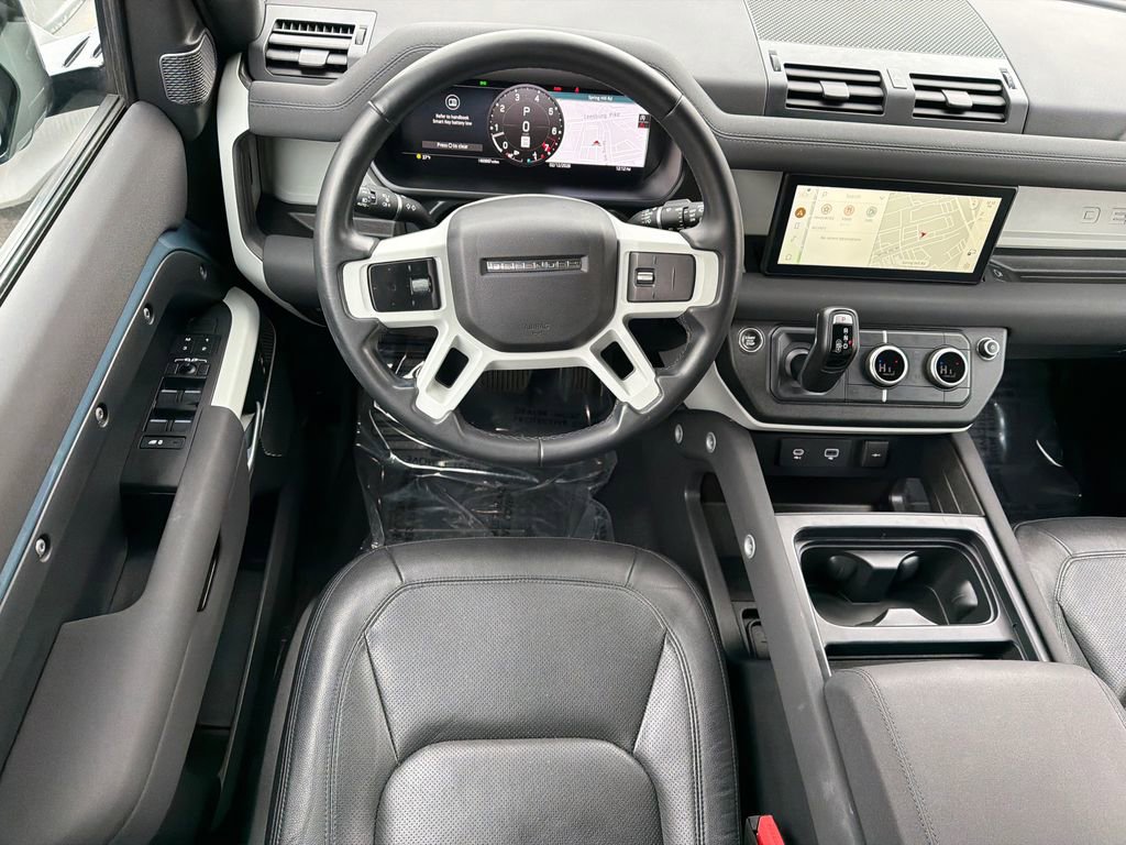 Used 2023 Land Rover Defender 110 S image 19