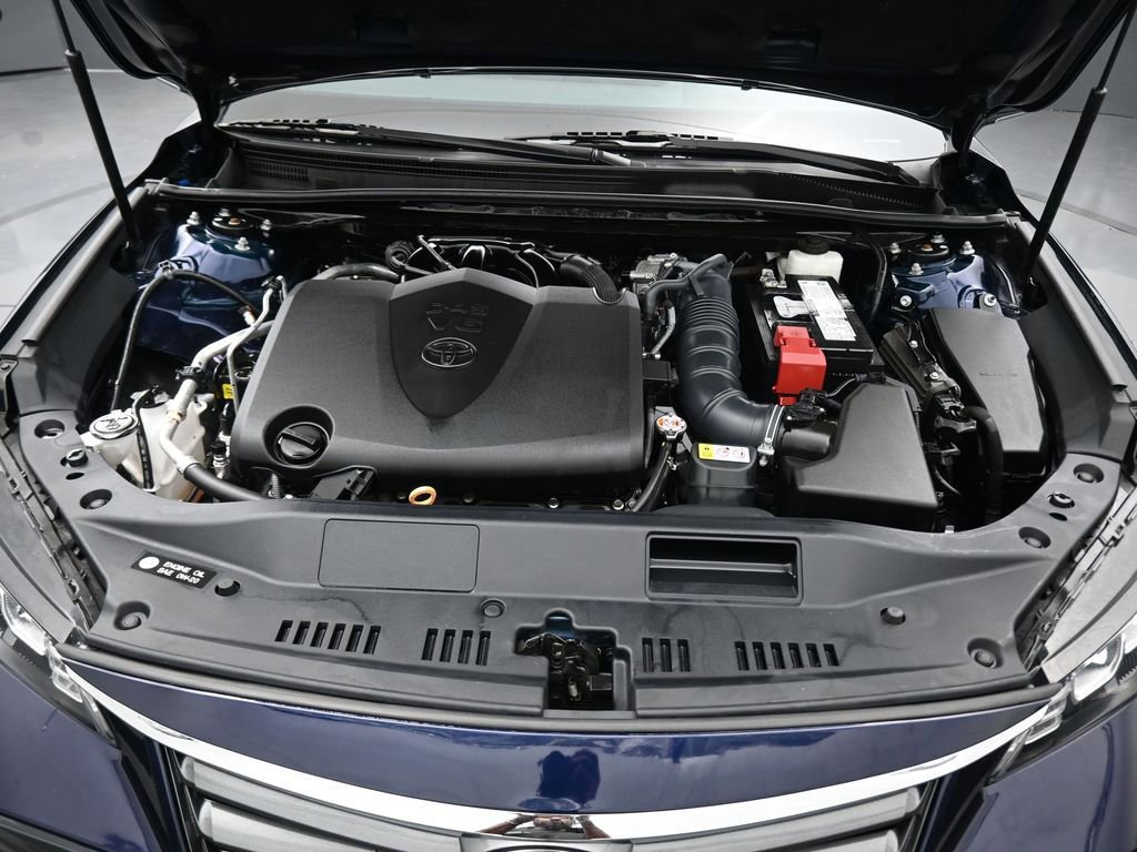 Used 2022 Toyota Avalon XLE w/ Moonroof Package image 49