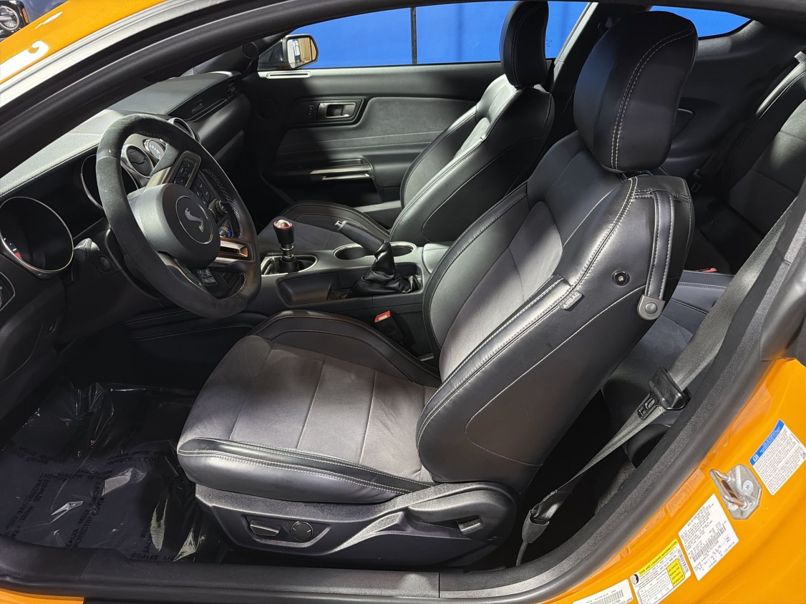 Used 2019 Ford Mustang Shelby GT350 w/ Technology Package RWD image 25
