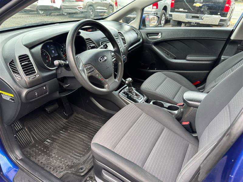 Used 2017 Kia Forte LX w/ LX Popular Package image 12