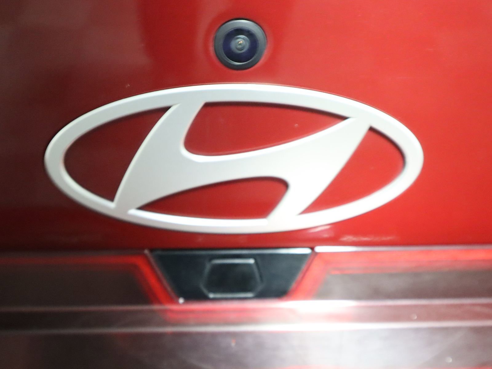 Used 2024 Hyundai Elantra SEL FWD image 12