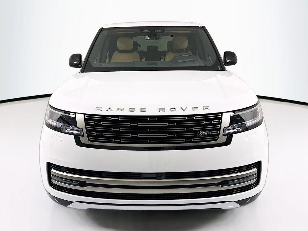 New 2026 Land Rover Range Rover Long Wheelbase SE AWD/4WD image 2