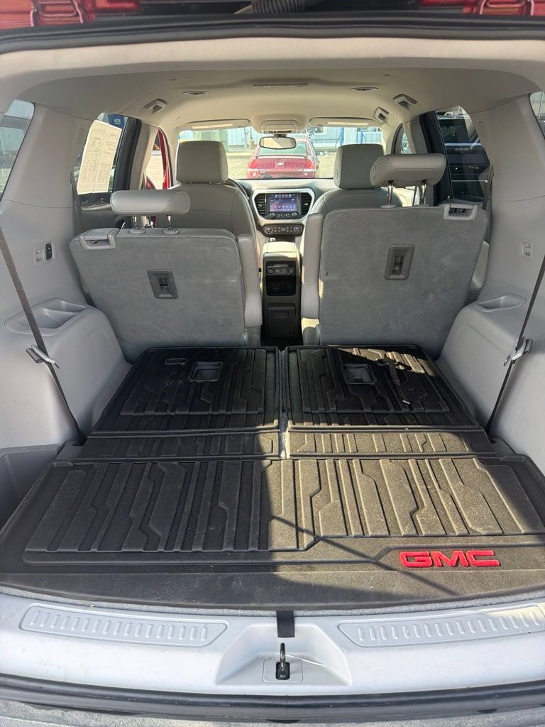 Used 2019 GMC Acadia SLT AWD/4WD image 12