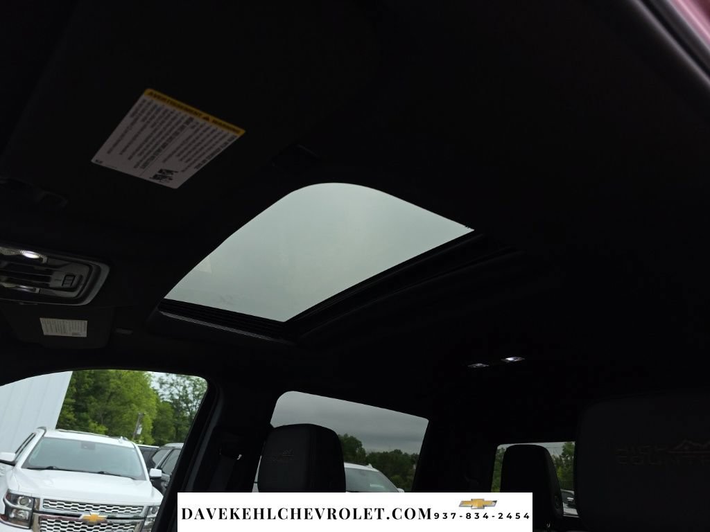 Used 2024 Chevrolet Silverado 2500 High Country w/ High Country Premium Package AWD/4WD image 25