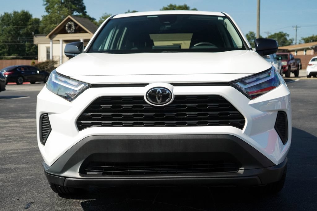 Used 2023 Toyota RAV4 LE FWD image 15