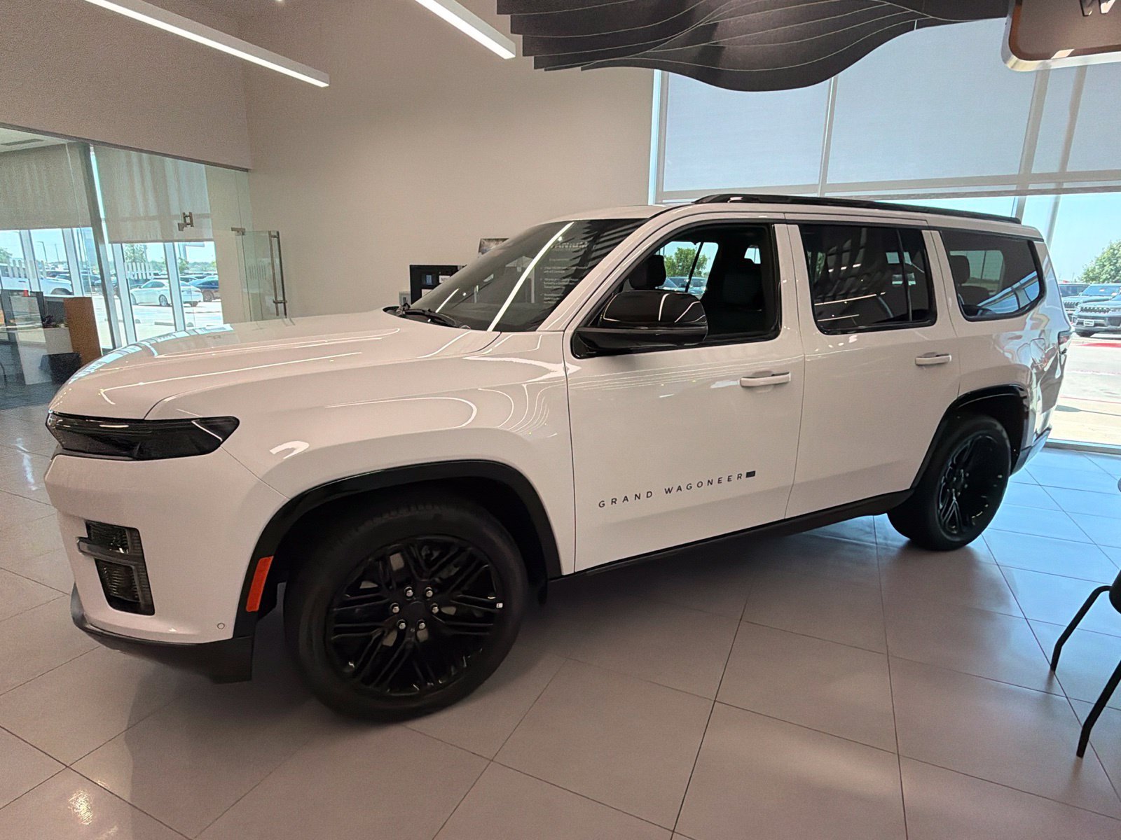 New 2026 Jeep Grand Wagoneer Limited AWD/4WD image 2