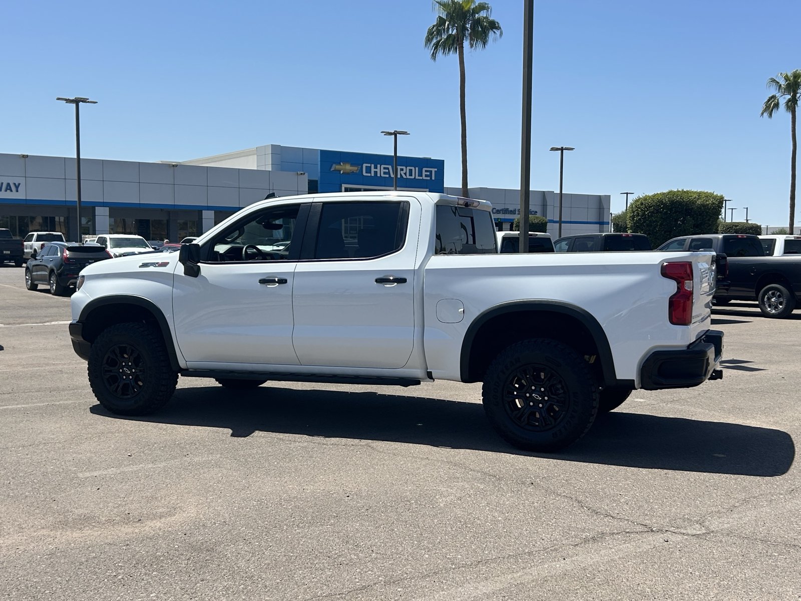 Certified 2025 Chevrolet Silverado 1500 ZR2 w/ Technology Package AWD/4WD image 3