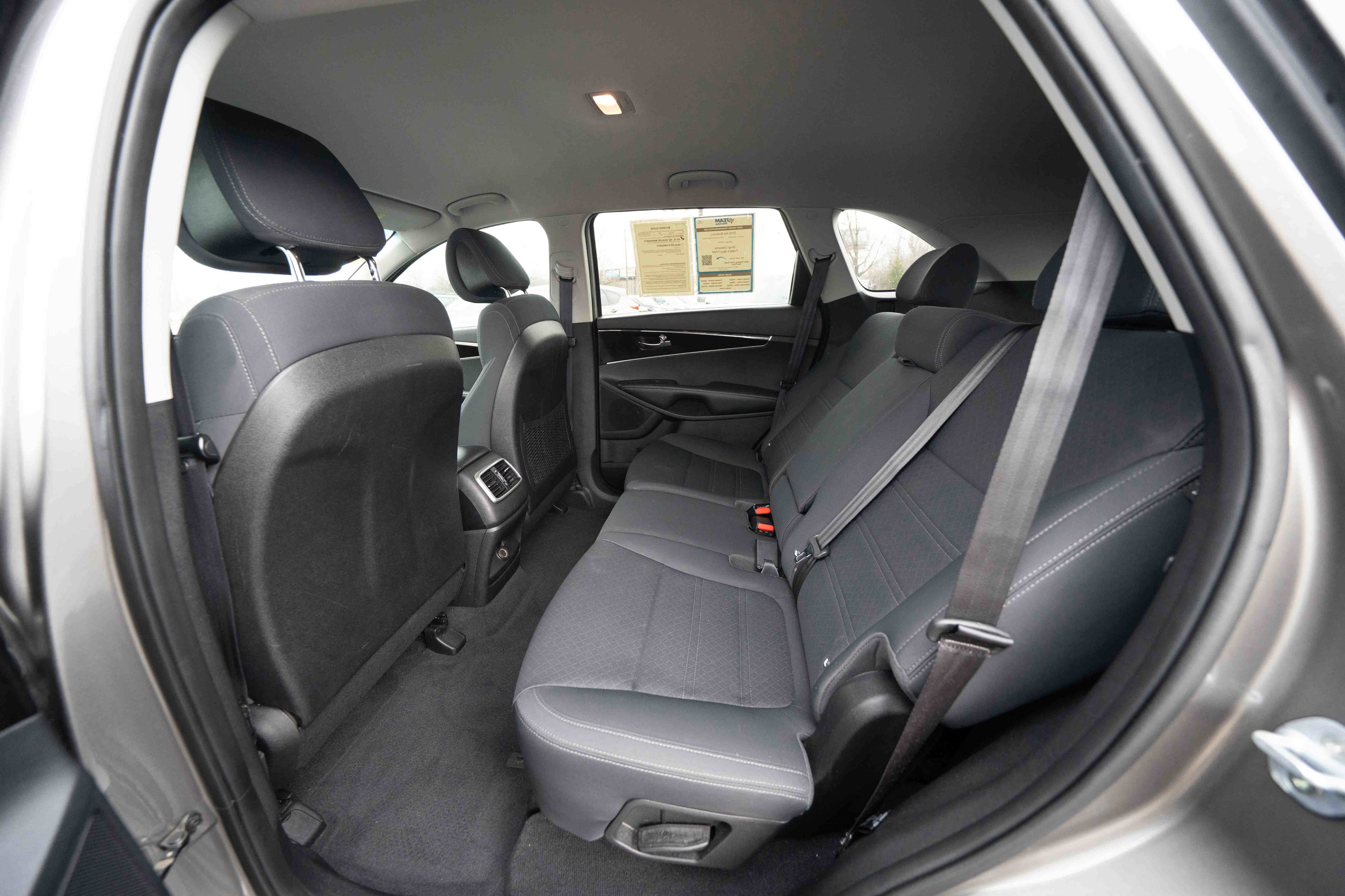 Used 2016 Kia Sorento L image 23