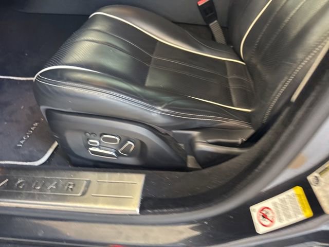 Used 2011 Jaguar XJ L RWD image 8